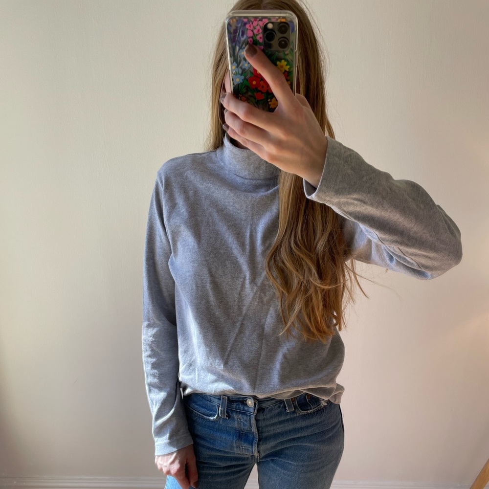 Vintage Y2K Minimalist Turtleneck
